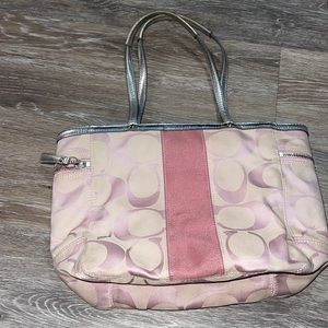 Pink Coach shoulder bag in good used condition